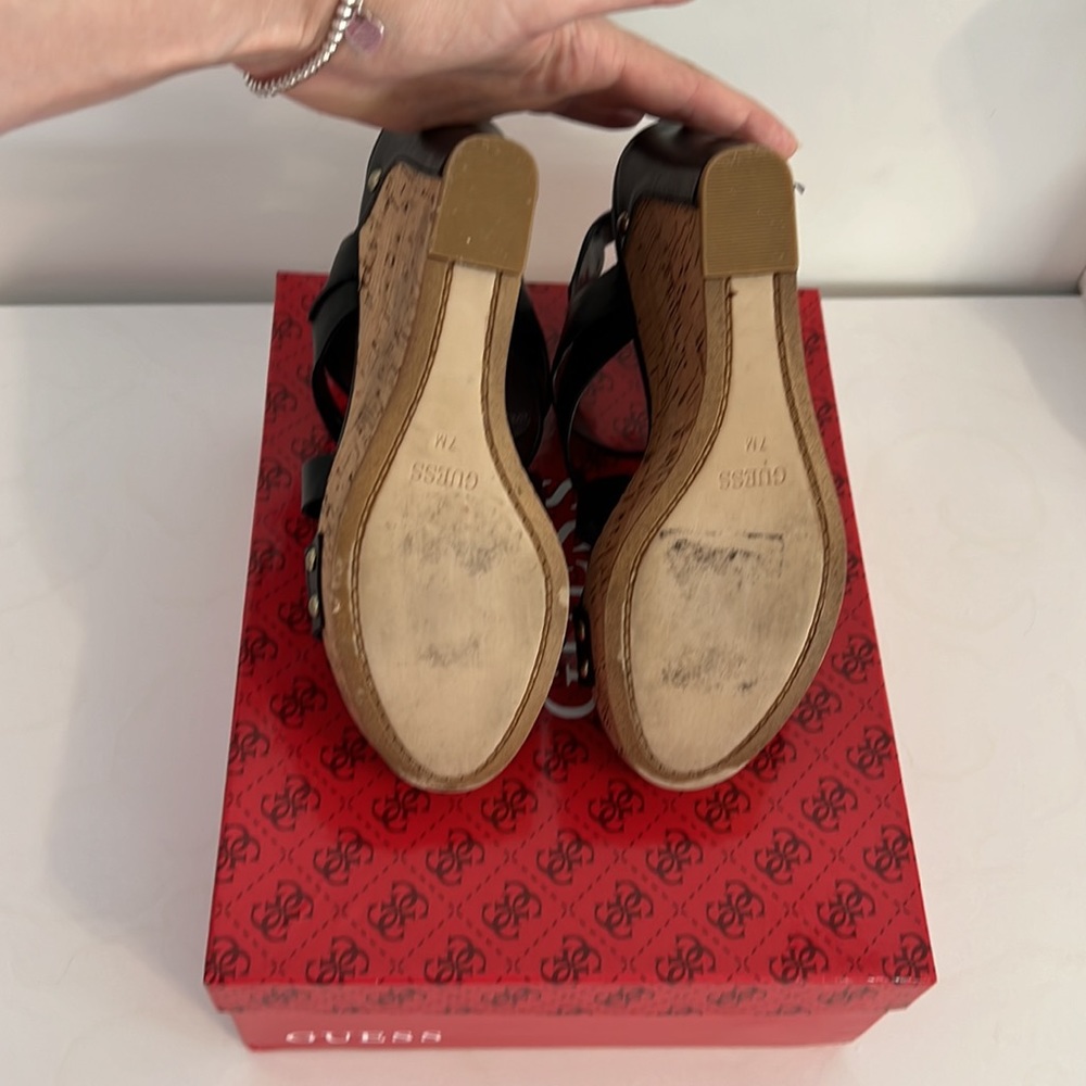 GUESS Platform Sandals - Picture 7 of 7